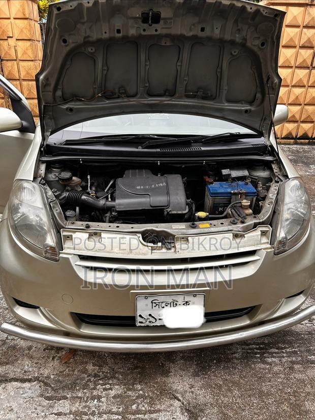 Toyota Passo 2009 Gold