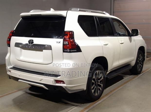 Toyota Land Cruiser Prado 2023 Pearl