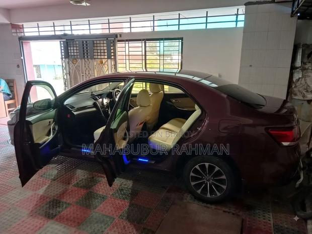 Toyota Premio 2016