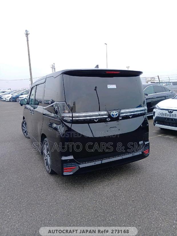 Toyota Voxy 2023 Black