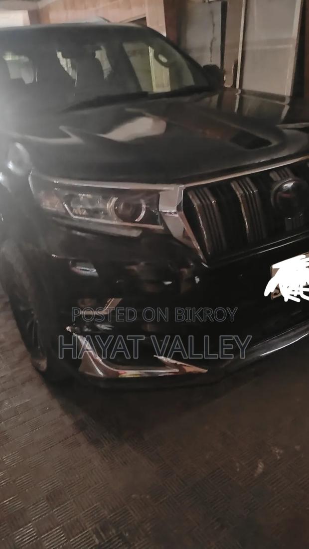 Toyota Land Cruiser Prado 2010 Black