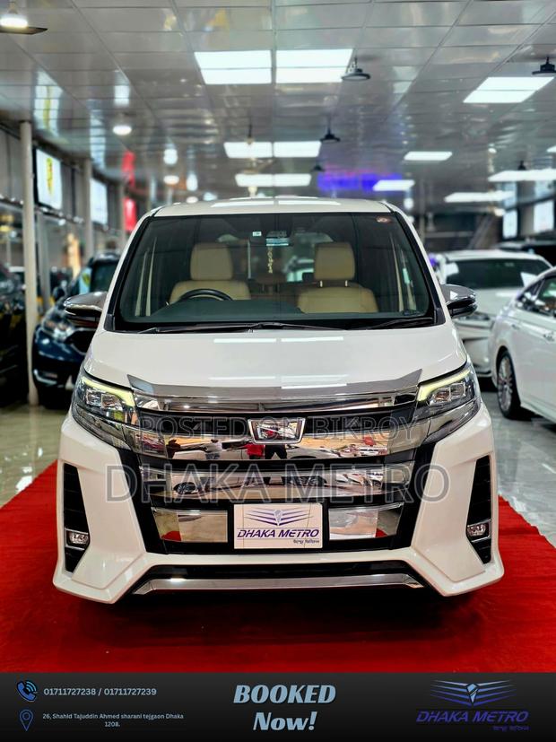 Toyota Noah 2018 Pearl