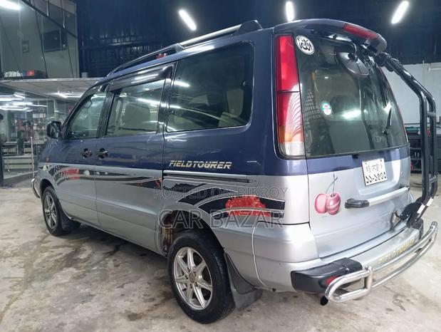 Toyota Noah 2.0 AWD (8 Seater) 2001 Green