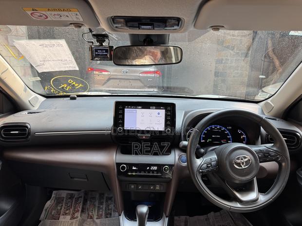 Toyota Yaris Cross 1.5 Hybrid FWD 2021 Pearl
