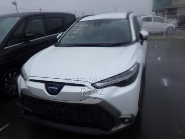 Toyota Corolla Cross 1.8 Hybrid FWD 2022 Pearl