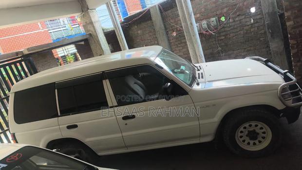 Mitsubishi Pajero 1993 White