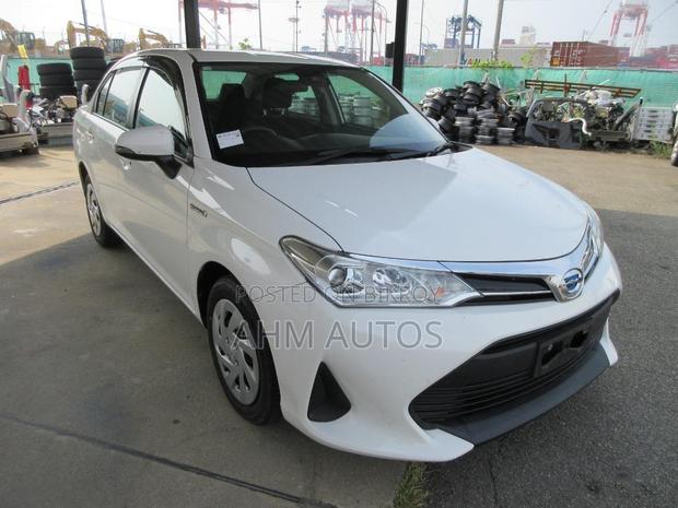 Toyota Axio 2021 White