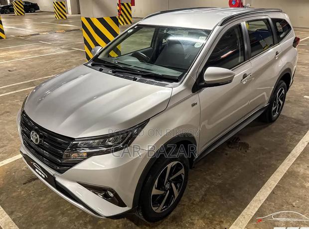Toyota Rush 1.5 RWD 2019 Silver