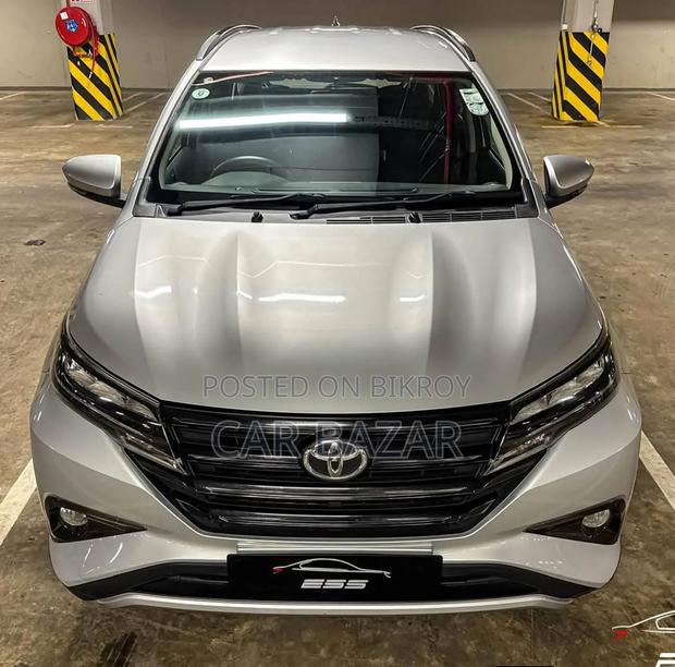 Toyota Rush 1.5 RWD 2019 Silver