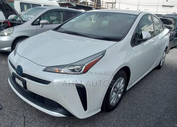 Toyota Prius 2021 Pearl