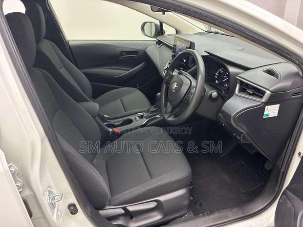 Toyota Corolla 2021 White