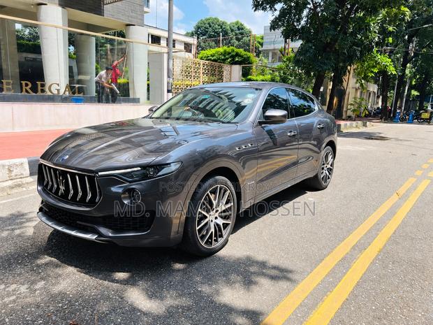 Maserati Levante 2018 Gray
