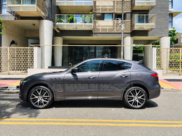 Maserati Levante 2018 Gray