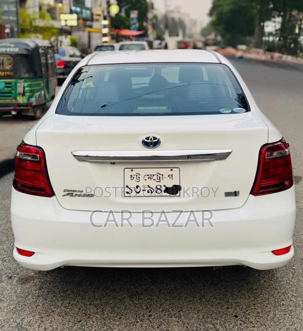 Toyota Axio 1.5 Hybrid 2WD 2015 White