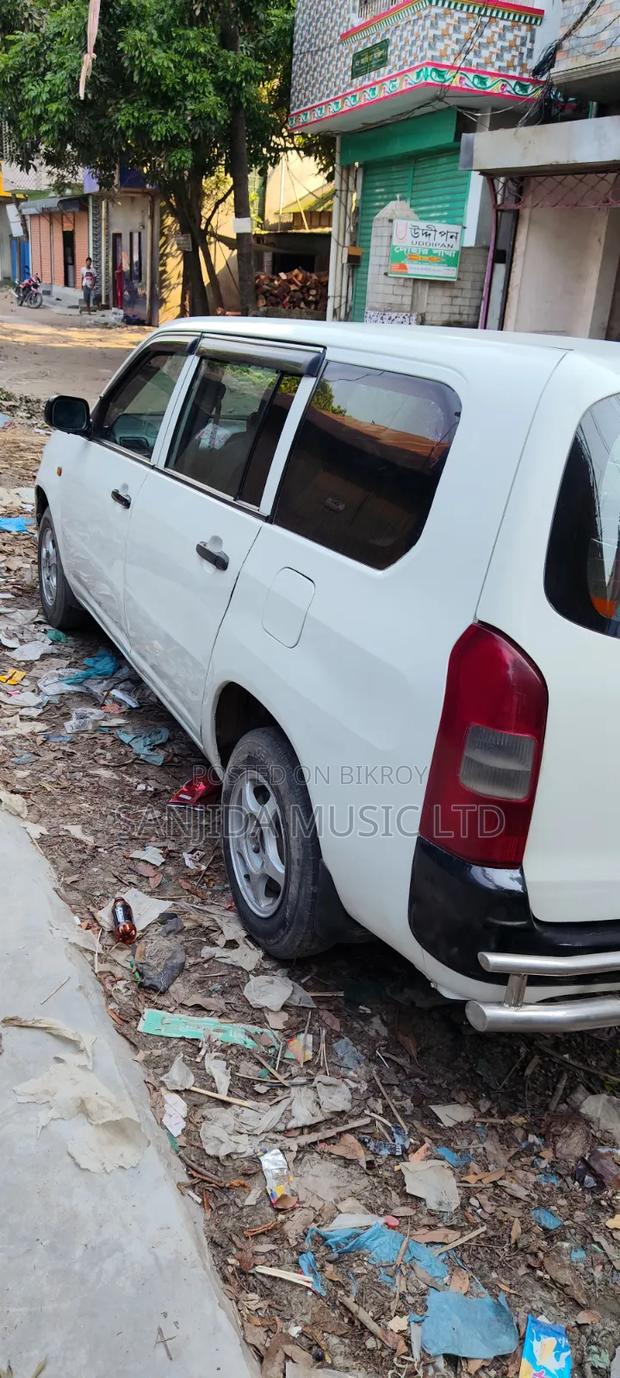 Toyota Probox 2003 White