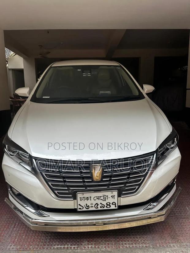 Toyota Premio 2019 Pearl