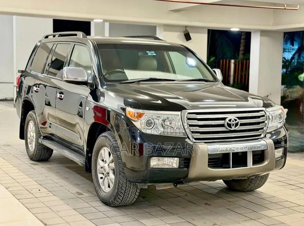 Toyota Land Cruiser 4.5 V8 VXR 2011 Black