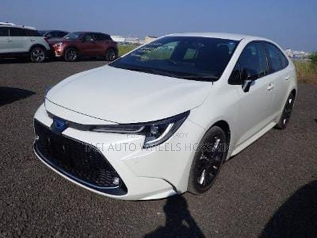 Toyota Corolla LE 2021 Pearl