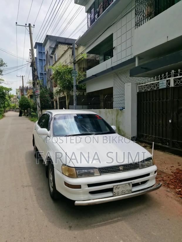 Toyota Corolla Automatic 1994 White