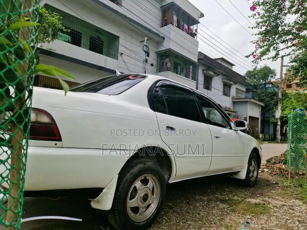 Toyota Corolla Automatic 1994 White