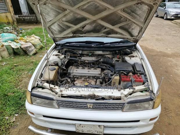 Toyota Corolla Automatic 1994 White