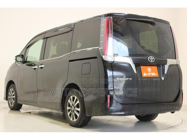 Toyota Esquire 2020 Black