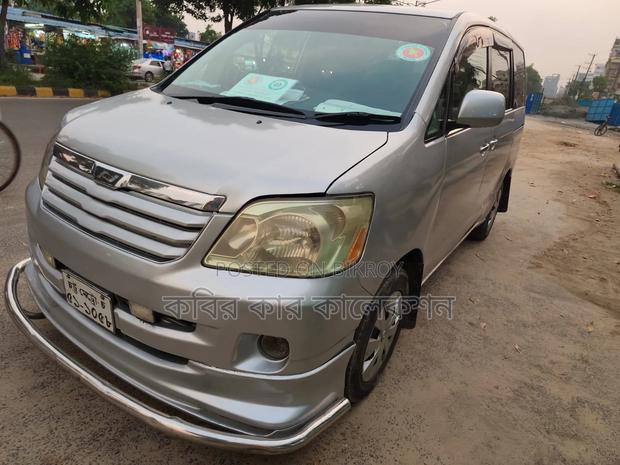Toyota Noah 2002 Silver