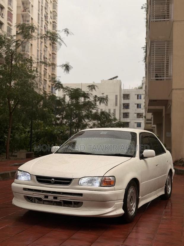 Toyota Corolla Automatic 1995 Pearl