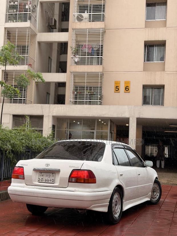 Toyota Corolla Automatic 1995 Pearl
