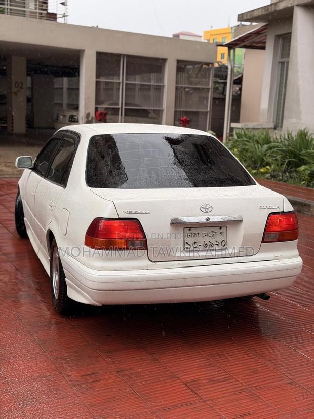Toyota Corolla Automatic 1995 Pearl
