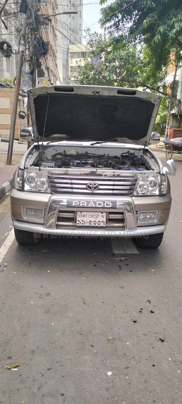 Toyota Land Cruiser Prado 2000 Pearl