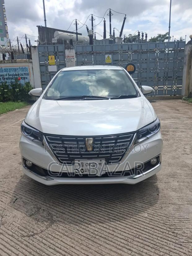 Toyota Premio 1.5 FWD 2016 Pearl