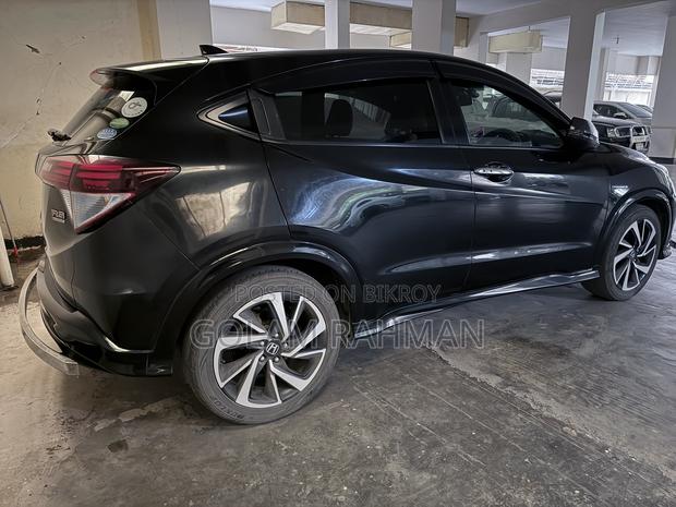 Honda Vezel 1.5 Hybrid 2WD 2016 Black