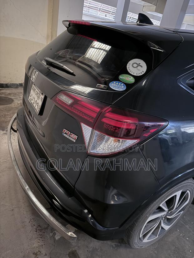 Honda Vezel 1.5 Hybrid 2WD 2016 Black