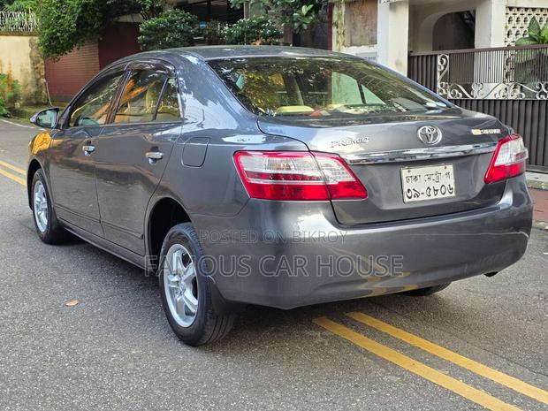 Toyota Premio 1.5 FWD 2012 Gray