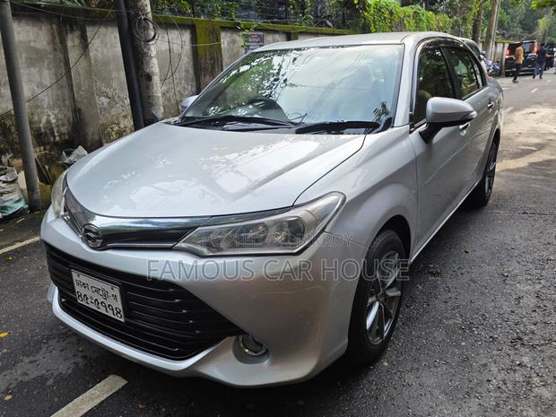 Toyota Axio 1.3 X 2WD 2016 Silver