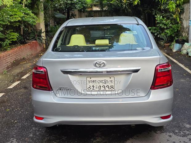 Toyota Axio 1.3 X 2WD 2016 Silver
