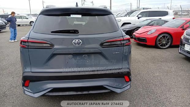 New Toyota Corolla Cross LE 2026 Gray