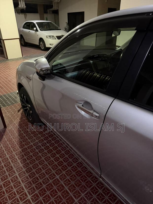 Toyota Corolla Fielder 1.5 Hybrid FWD 2014 Silver