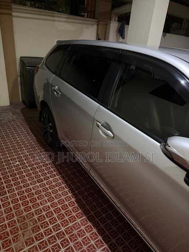 Toyota Corolla Fielder 1.5 Hybrid FWD 2014 Silver