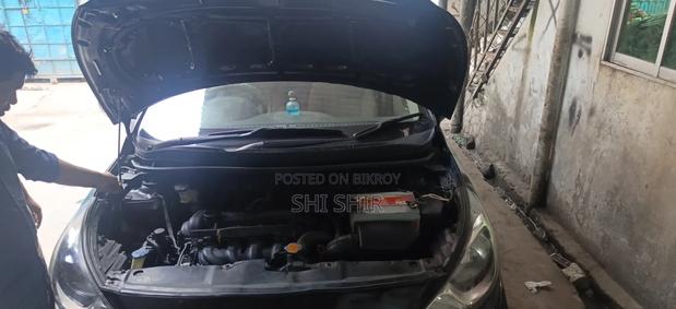 Hyundai Accent 2012 Black