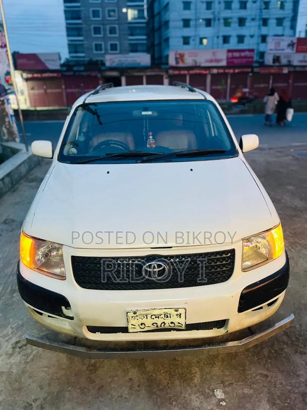 Toyota Succeed 2005 White