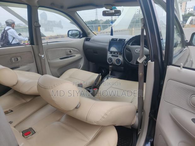 Toyota Avanza 2011 Black