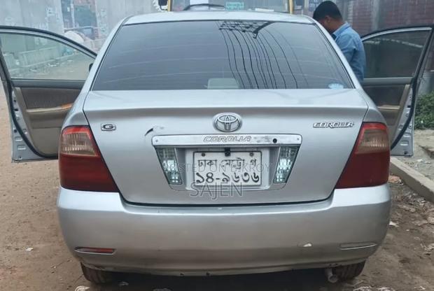 Toyota Corolla 2005 Silver