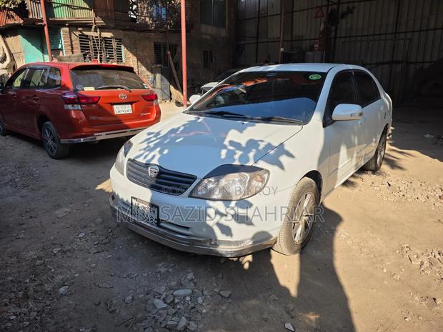 Toyota Corolla 2004 Pearl