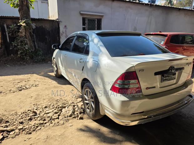 Toyota Corolla 2004 Pearl