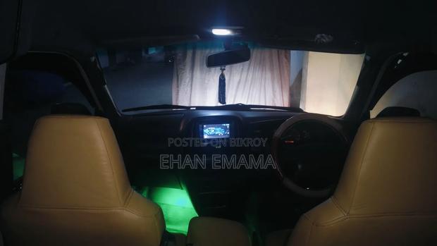 Toyota Noah 2.0 FWD (8 Seater) 2004 White
