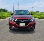 Honda Vezel 2015 Maroon for sale