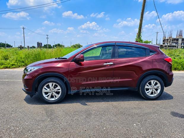 Honda Vezel 2015 Maroon