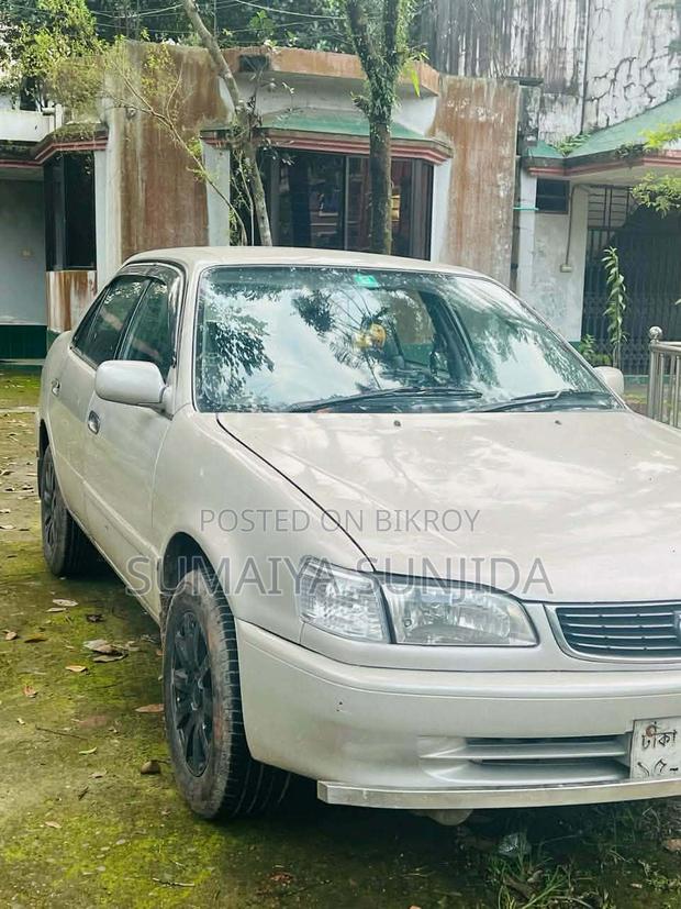 Toyota Corolla 1.6 Sedan 1997 Pearl